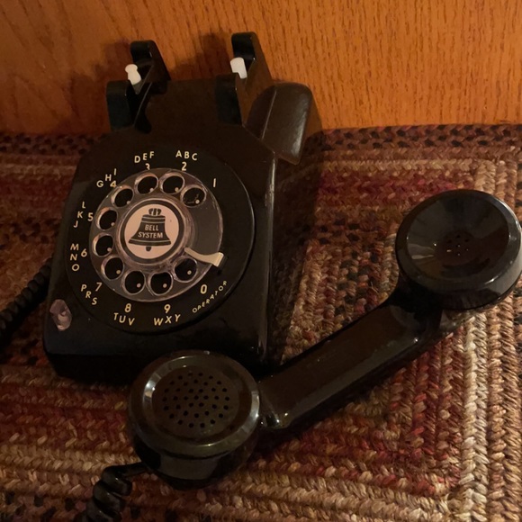 Hello! Rotary Phone - Picture 2 of 12